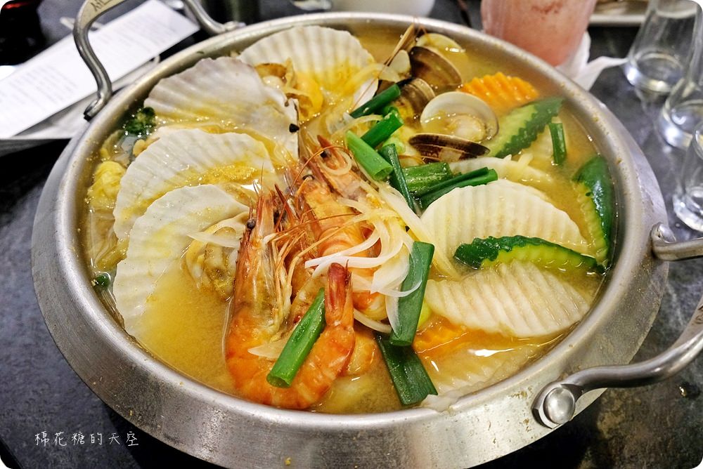 北屯在地人大推燒肉店-龍門燒肉 馬場洞韓牛專賣店，記得一定要加點隱藏版海鮮盤