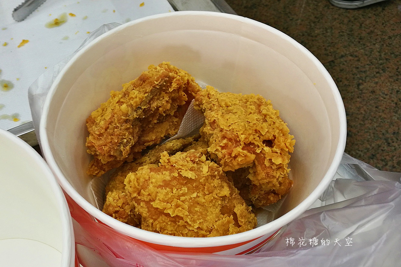 不用到昌平路也有昌平炸雞王!台中必吃炸雞桶建行路分店新開幕 不用到昌平路也有昌平炸雞王!台中必吃炸雞桶建行路分店新開幕