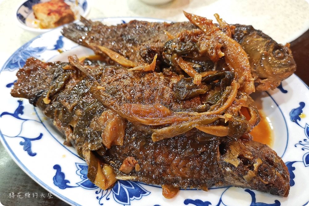 台北大安巷子裡的四十年老店-翠滿園，招牌豬腳必點太驚豔啦！