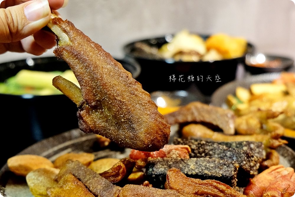 逢甲美食新推薦|滿大碗滷味不只滷，可炒、可炸、可麻辣、還有精燉老火湯！