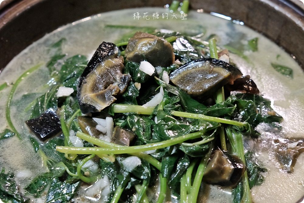潭子在地人推薦好吃海鮮餐廳-鱻味館，快炒、串燒樣樣在行，推薦必點青龍炒豬油渣