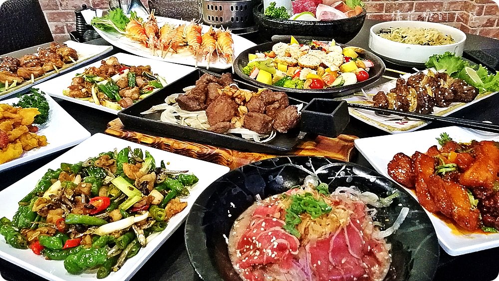 潭子在地人推薦好吃海鮮餐廳-鱻味館，快炒、串燒樣樣在行，推薦必點青龍炒豬油渣