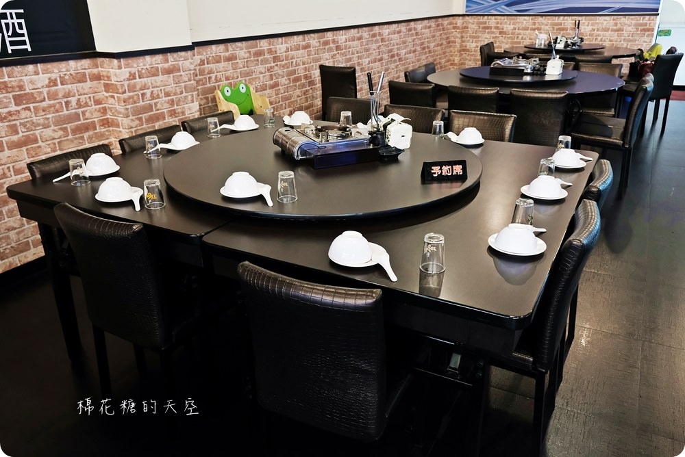 潭子在地人推薦好吃海鮮餐廳-鱻味館，快炒、串燒樣樣在行，推薦必點青龍炒豬油渣