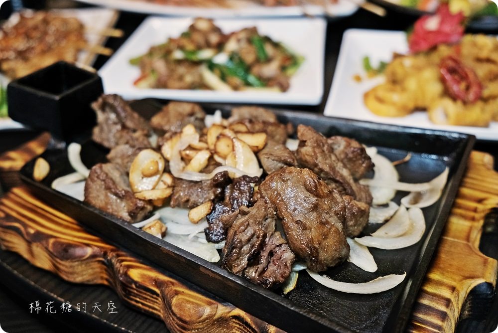 潭子在地人推薦好吃海鮮餐廳-鱻味館，快炒、串燒樣樣在行，推薦必點青龍炒豬油渣