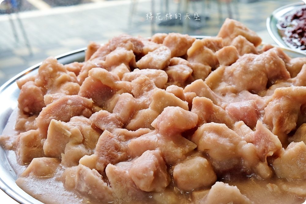台中冰店|津香黑砂糖剉冰好料滿滿！手工黑糖粉粿必點！