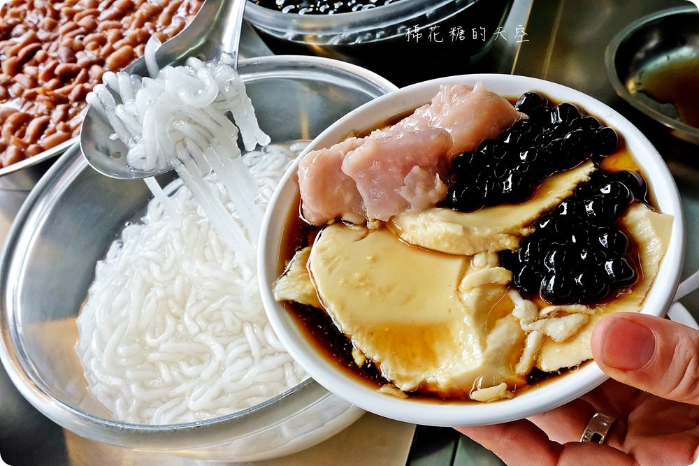 台中冰店|津香黑砂糖剉冰好料滿滿！手工黑糖粉粿必點！