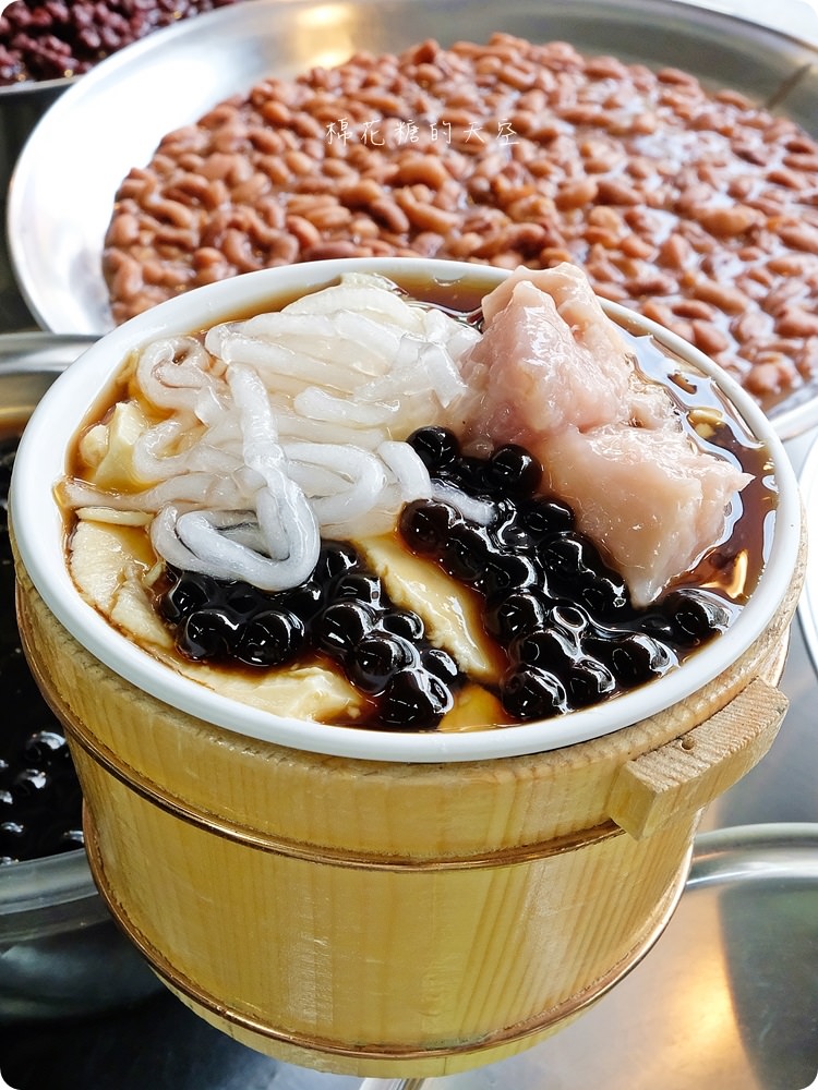 台中冰店|津香黑砂糖剉冰好料滿滿！手工黑糖粉粿必點！