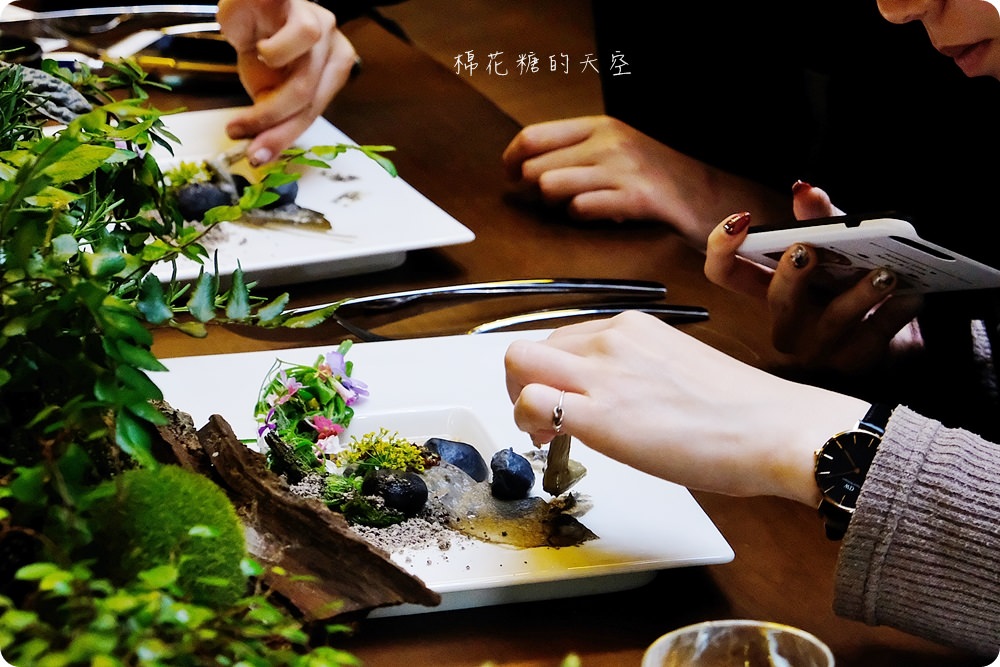 2018台中最令人期待的無菜單料理Feuille，一年只賣兩個月，吃土、吃花、吃石頭還吃泥巴！