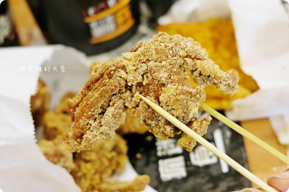 就是這一塊！潮麻吉雞排台中首店就在靜宜周邊喔！五種口味、兩種口感任你挑～