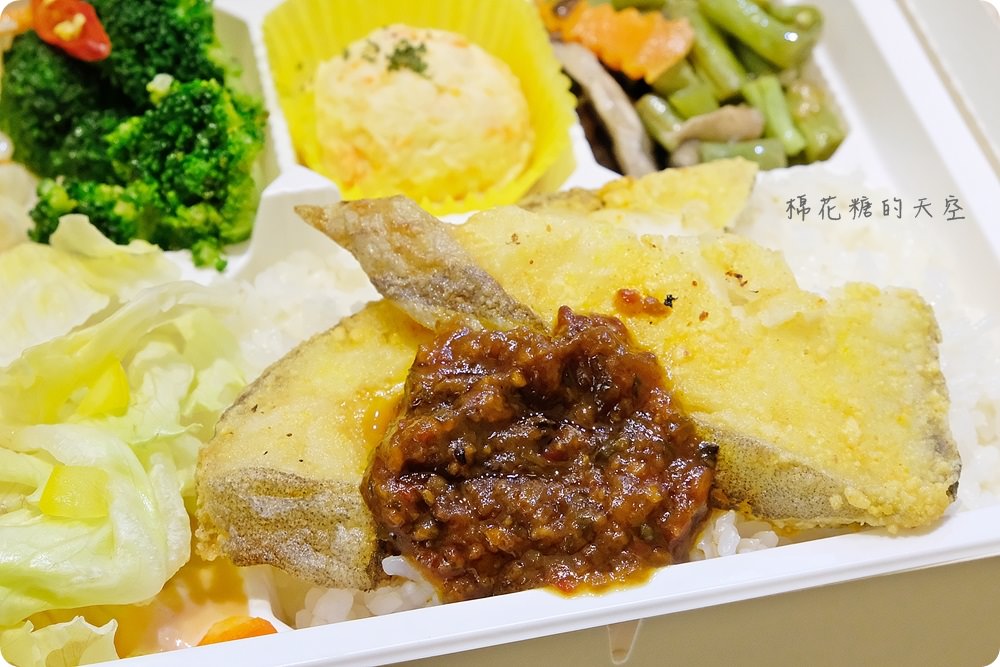 獨家風味料理現身便當店，中區便當外送推薦-小杏韻輕食便當，吃了會上癮！