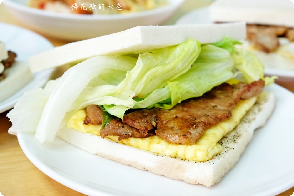 台中綠豆沙老店-台灣洋行，澎湃肉蛋吐司早午餐開賣啦！