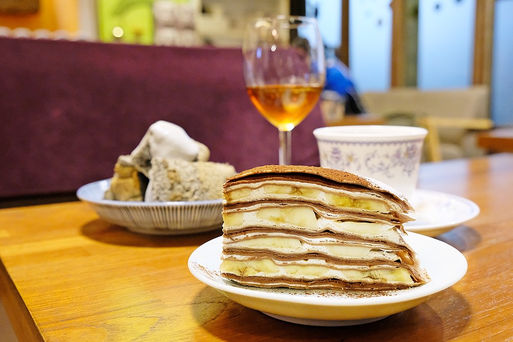 台中千層蛋糕不能錯過這家！豐原葉店不只有咖啡葉還有蛋糕婷！