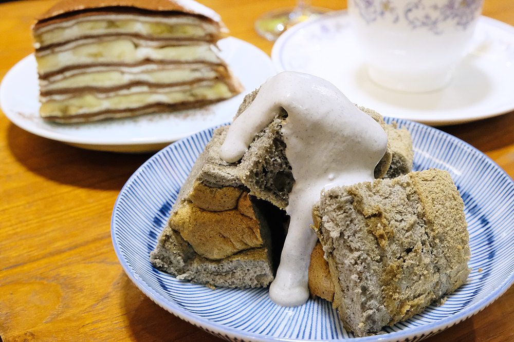 台中千層蛋糕不能錯過這家！豐原葉店不只有咖啡葉還有蛋糕婷！