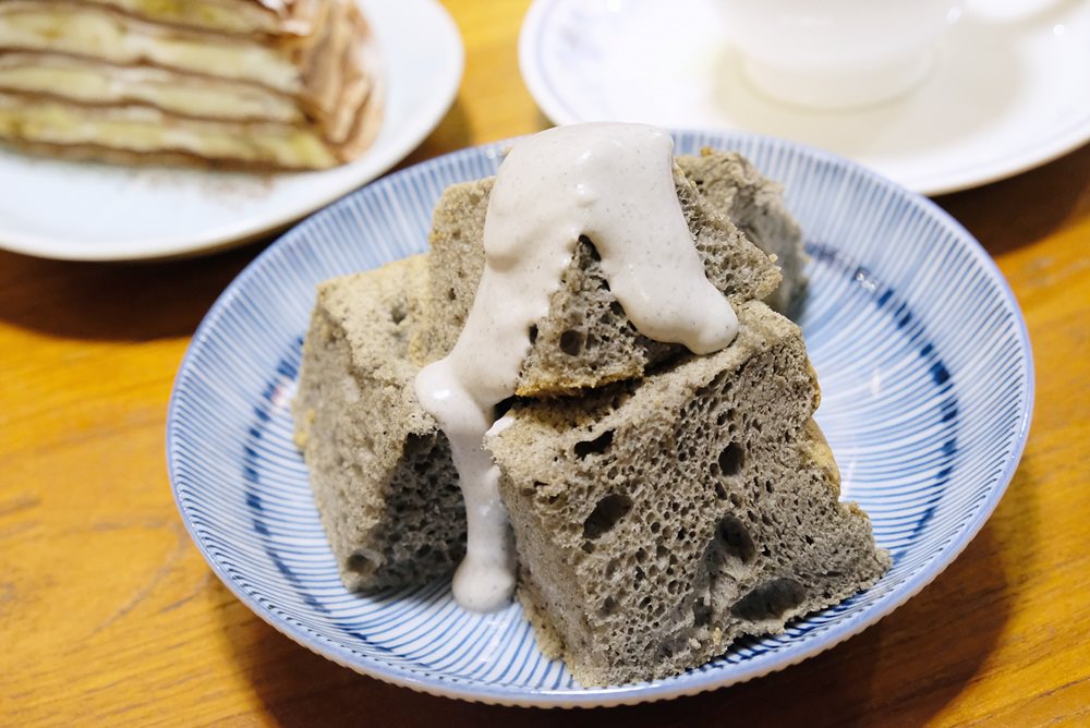 台中千層蛋糕不能錯過這家！豐原葉店不只有咖啡葉還有蛋糕婷！