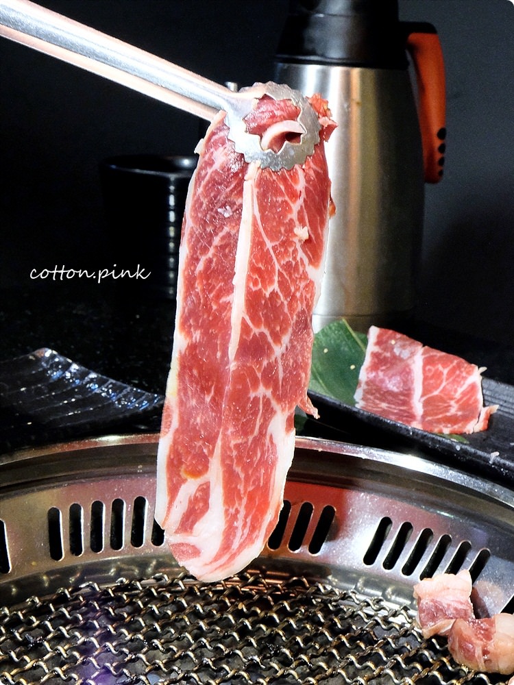 台中燒烤吃到飽首選！干貝、帝王蟹、黑毛牛、哈根達斯任你點，大口吃肉、大啖海鮮就在潼阪頂級燒烤