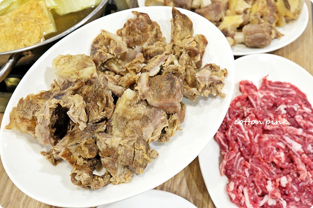 台中也能吃到道地溫體牛火鍋，你不知道的牛尾口感更迷人！牛老大涮牛肉整個稱霸～