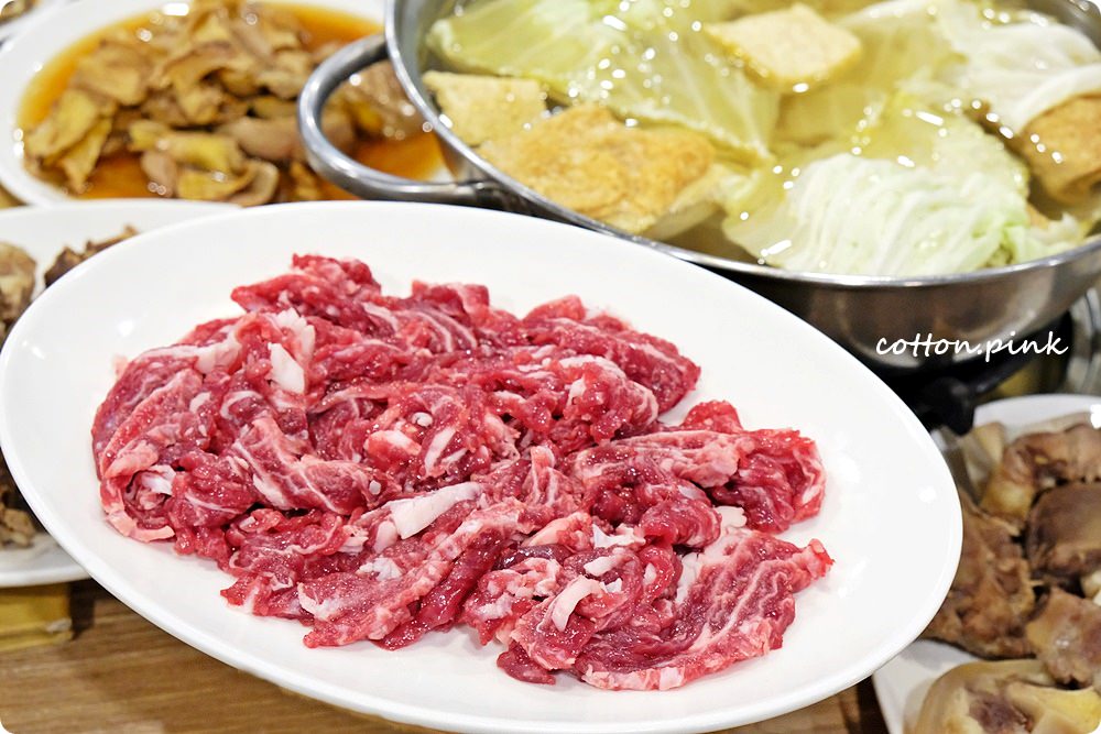 台中也能吃到道地溫體牛火鍋，你不知道的牛尾口感更迷人！牛老大涮牛肉整個稱霸～