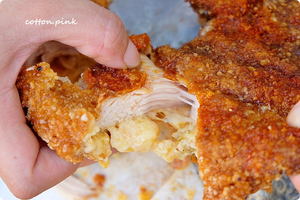 爆漿起司不夠看~義氣豐發雞爆蔥雞排每日限量30份,綠油油的魅力吃了一定會“虧雞” 爆漿起司不夠看~義氣豐發雞爆蔥雞排每日限量30份,綠油油的魅力吃了一定會“虧雞”