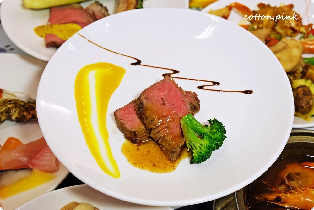 台中吃到飽餐廳推薦|新天地崇德店滿滿好料海鮮桶新上市，螃蟹、生蠔、牛排通通吃免驚！