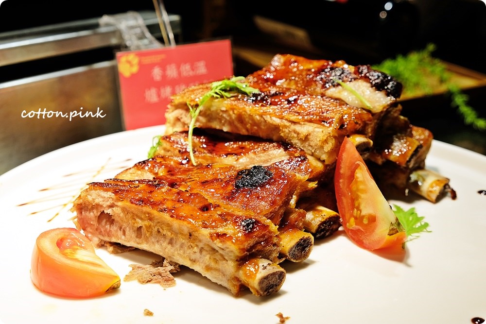 台中吃到飽餐廳推薦|新天地崇德店滿滿好料海鮮桶新上市，螃蟹、生蠔、牛排通通吃免驚！