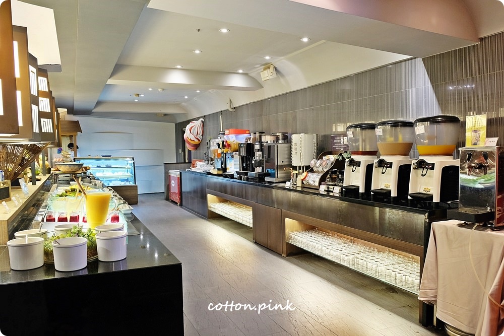台中吃到飽餐廳推薦|新天地崇德店滿滿好料海鮮桶新上市，螃蟹、生蠔、牛排通通吃免驚！