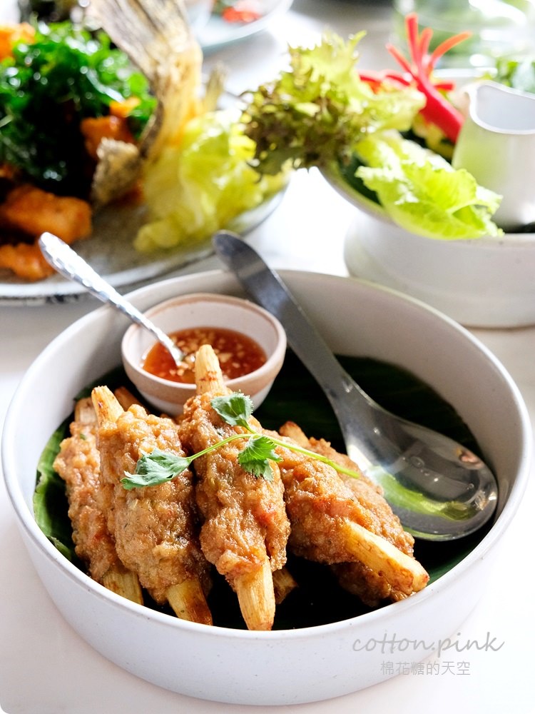 台中最潮泰式餐廳開二店-WOO市政店就在超夯鳶屋書店樓上