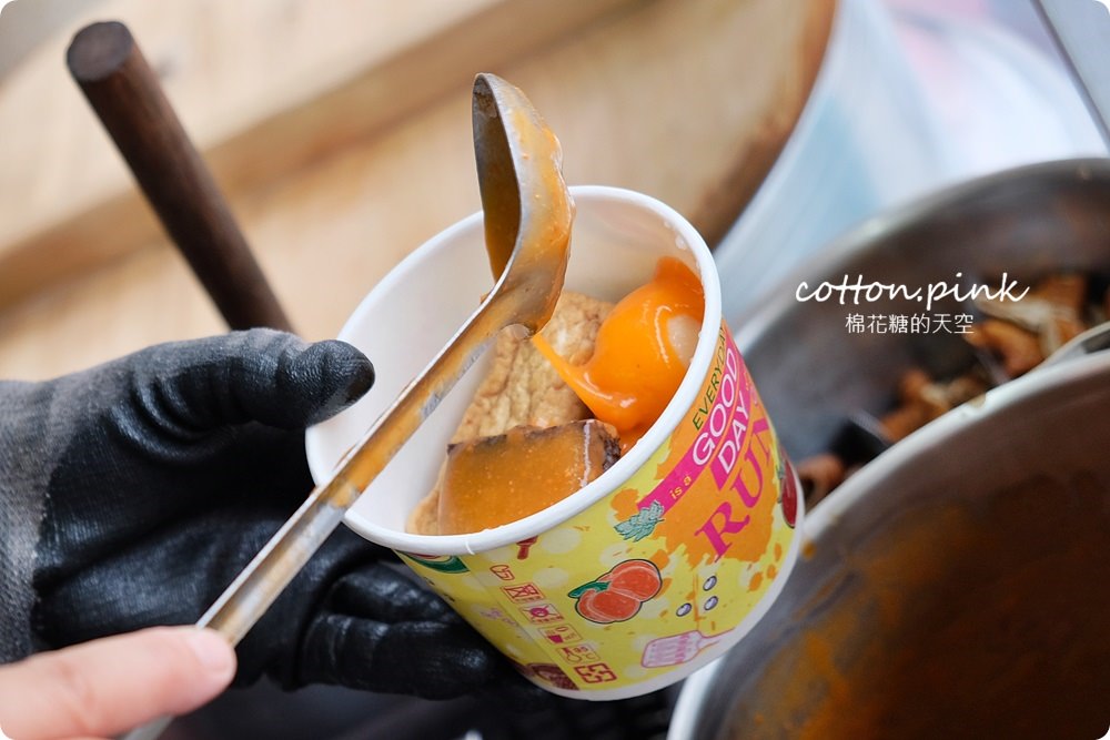 台中小吃推薦|麻辣大腸麵線搭配台北甜不辣，內用還有兒童遊戲區