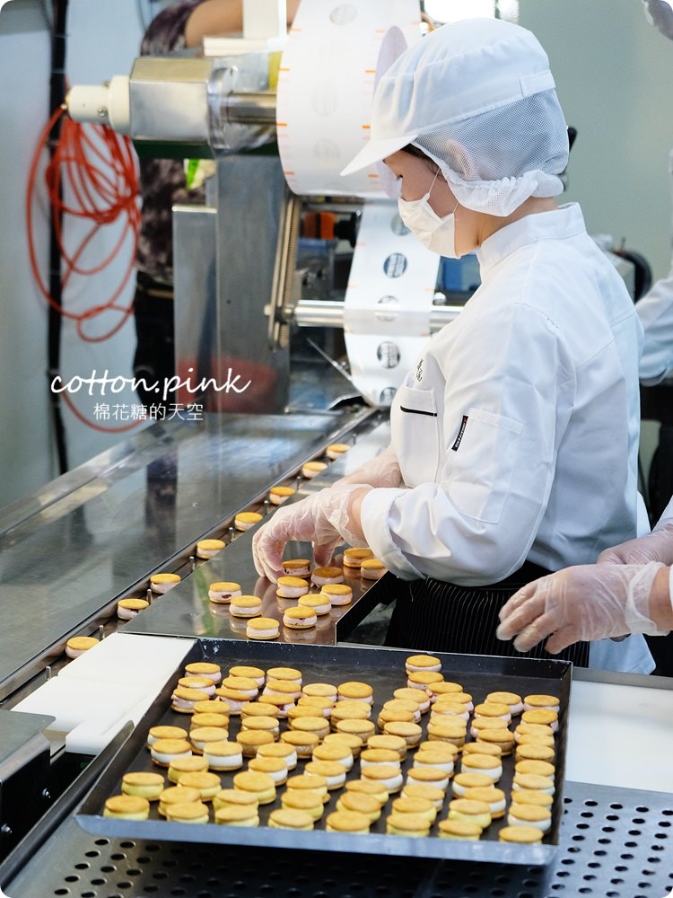 團購美食最新星-金沙黃金腰果，腰果尬上鹹蛋黃～我的果物日記一吃難停請小心