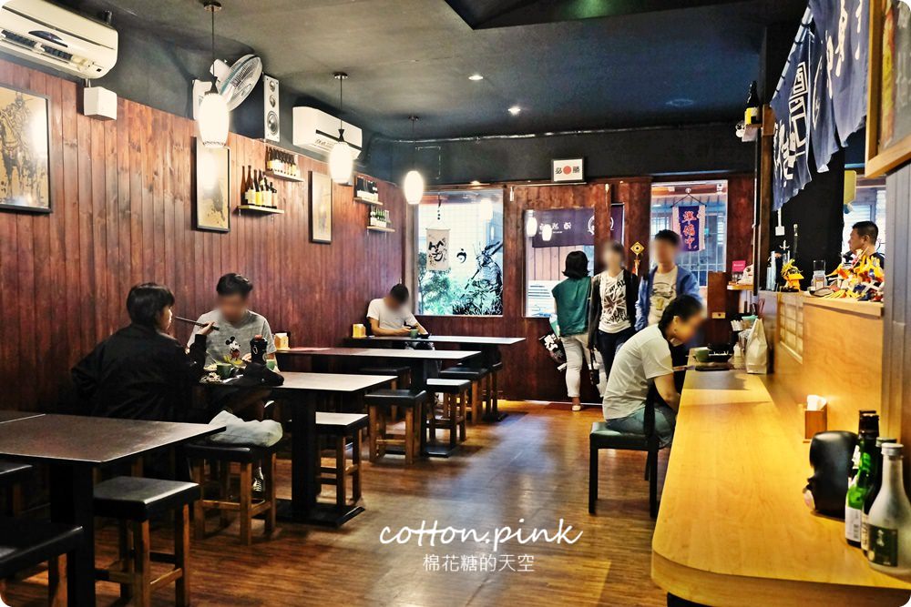 台中大阪燒、廣島燒專賣店-酒戰場藏在精誠路小巷內，大推厚蔥燒！
