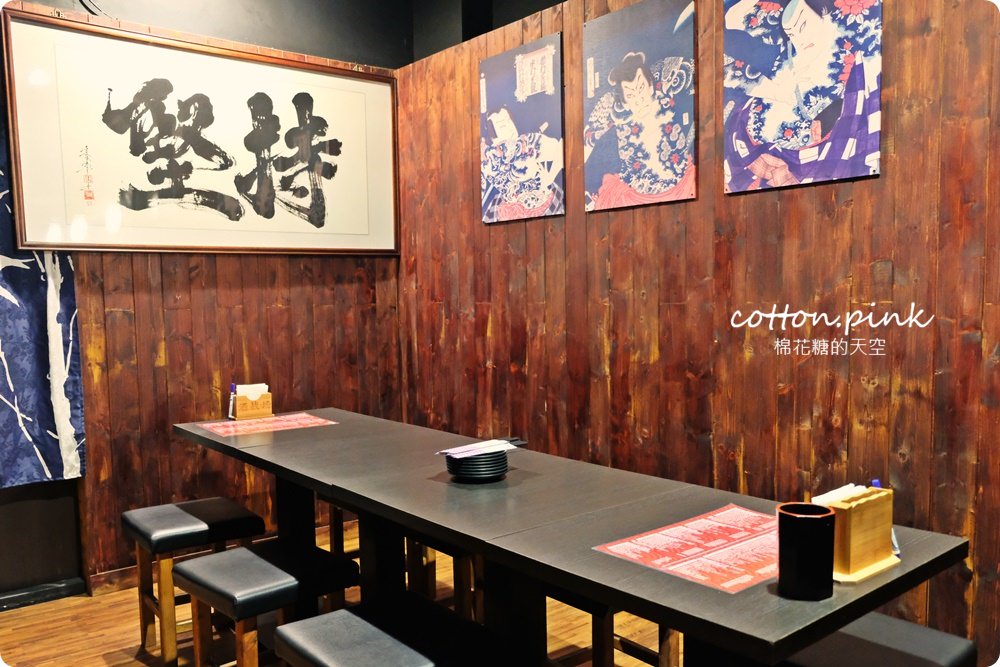台中大阪燒、廣島燒專賣店-酒戰場藏在精誠路小巷內，大推厚蔥燒！