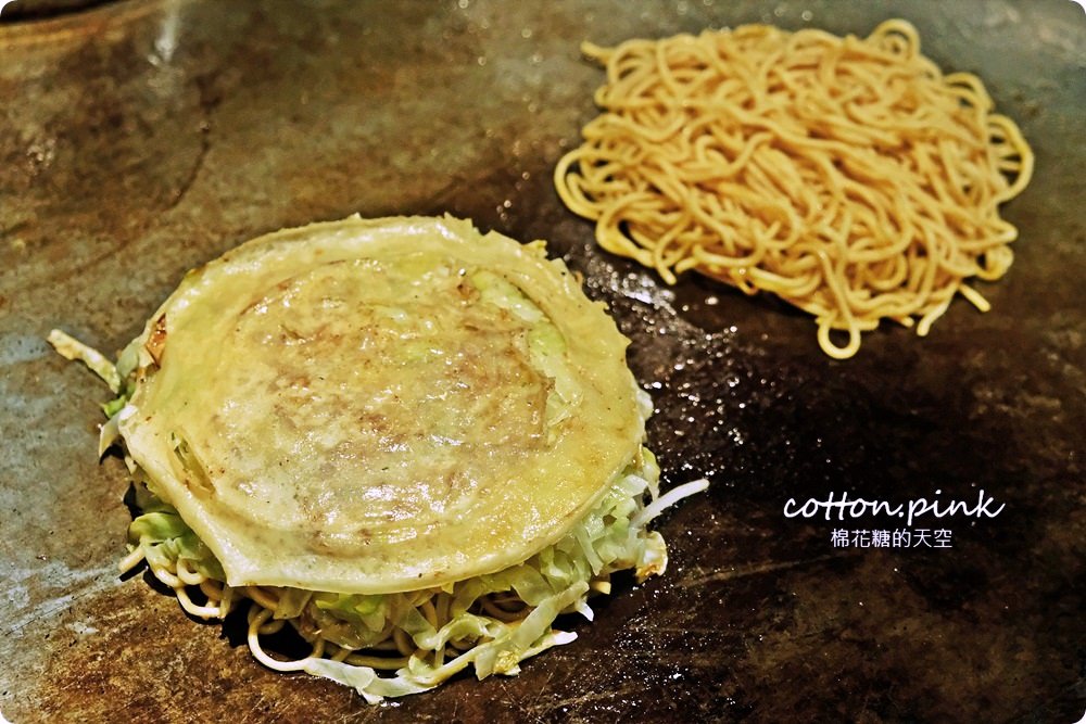 台中大阪燒、廣島燒專賣店-酒戰場藏在精誠路小巷內，大推厚蔥燒！
