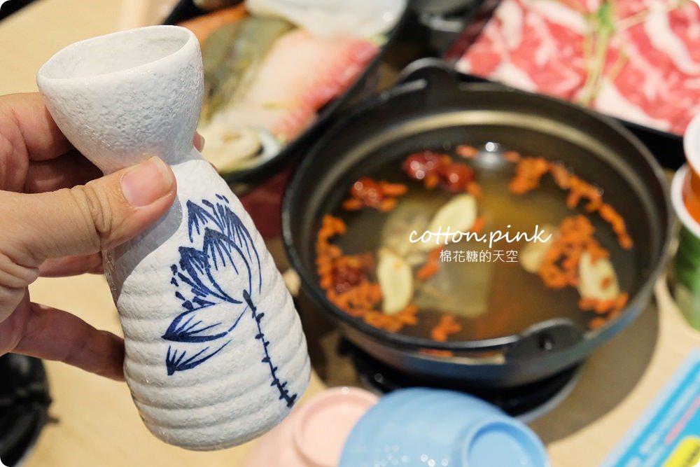 台中火鍋推薦-肉食族快來大樂鍋吃三大盤專吃肉套餐，開到十二點快來吃消夜
