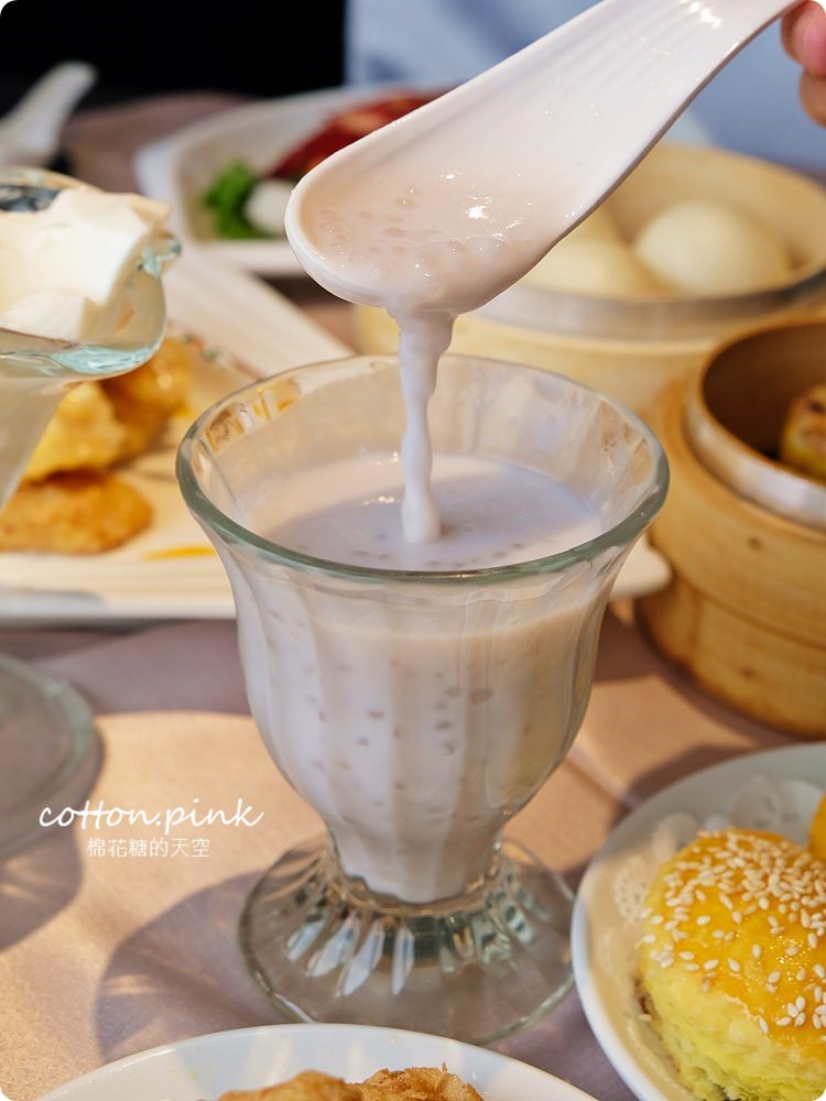 台中港式飲茶推薦|中友百貨港式飲茶有推車，京悅港式飲茶還有桌菜喔！