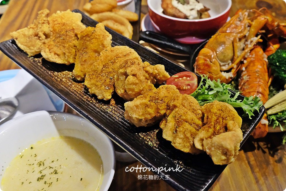 台中餐酒館推薦|大推薩克森餐酒館手工披薩外加超霸氣豪華龍蝦燉飯