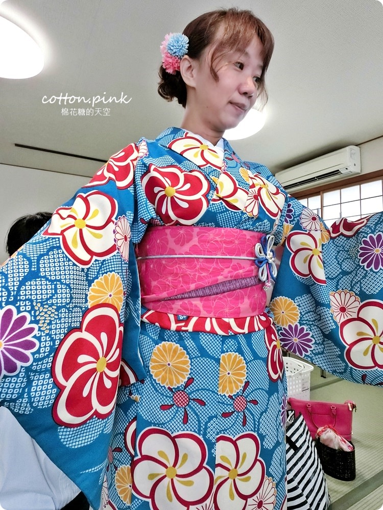 京都和服體驗推薦|京小町和服出租花色選擇多，清水寺、八坂庚申堂就在附近，浴衣、振袖、袴通通有
