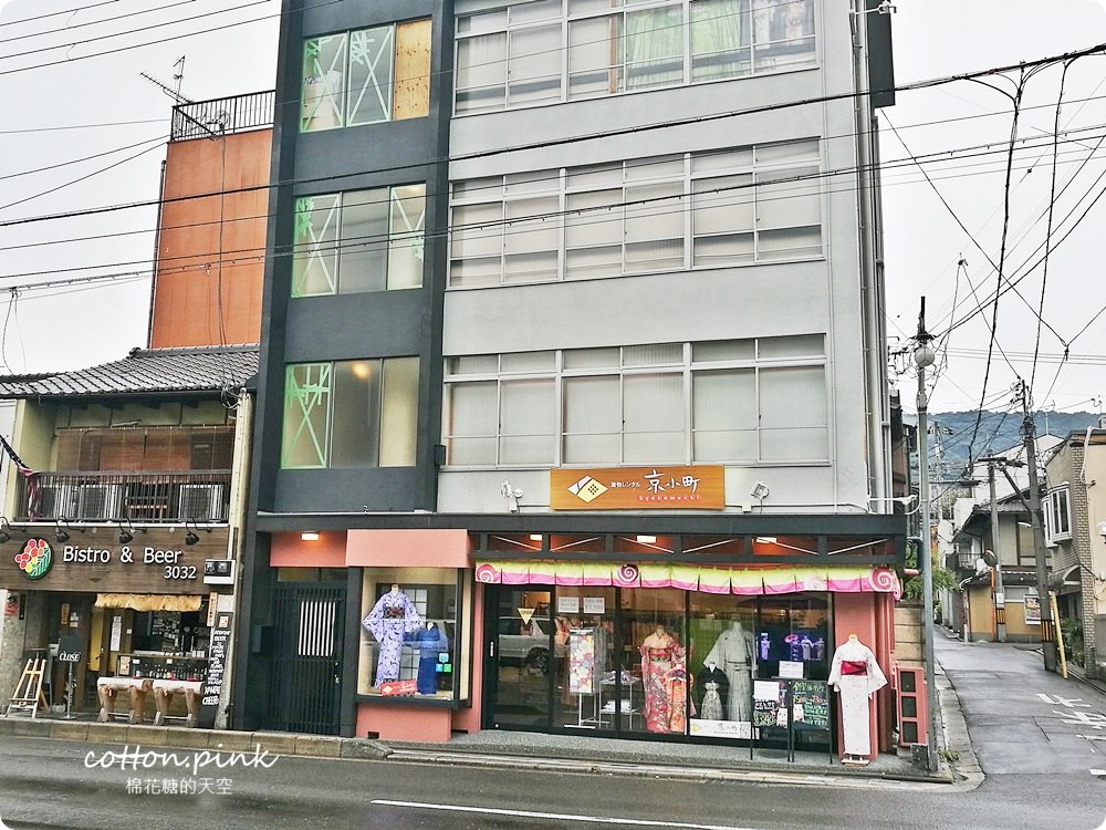 京都和服體驗推薦|京小町和服出租花色選擇多，清水寺、八坂庚申堂就在附近，浴衣、振袖、袴通通有