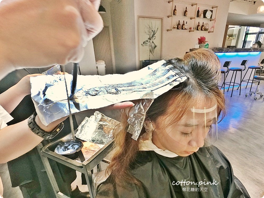 豐原染髮推薦|最新技術、優質產品～快來初次美髮換染一頭新氣象，近豐原車站