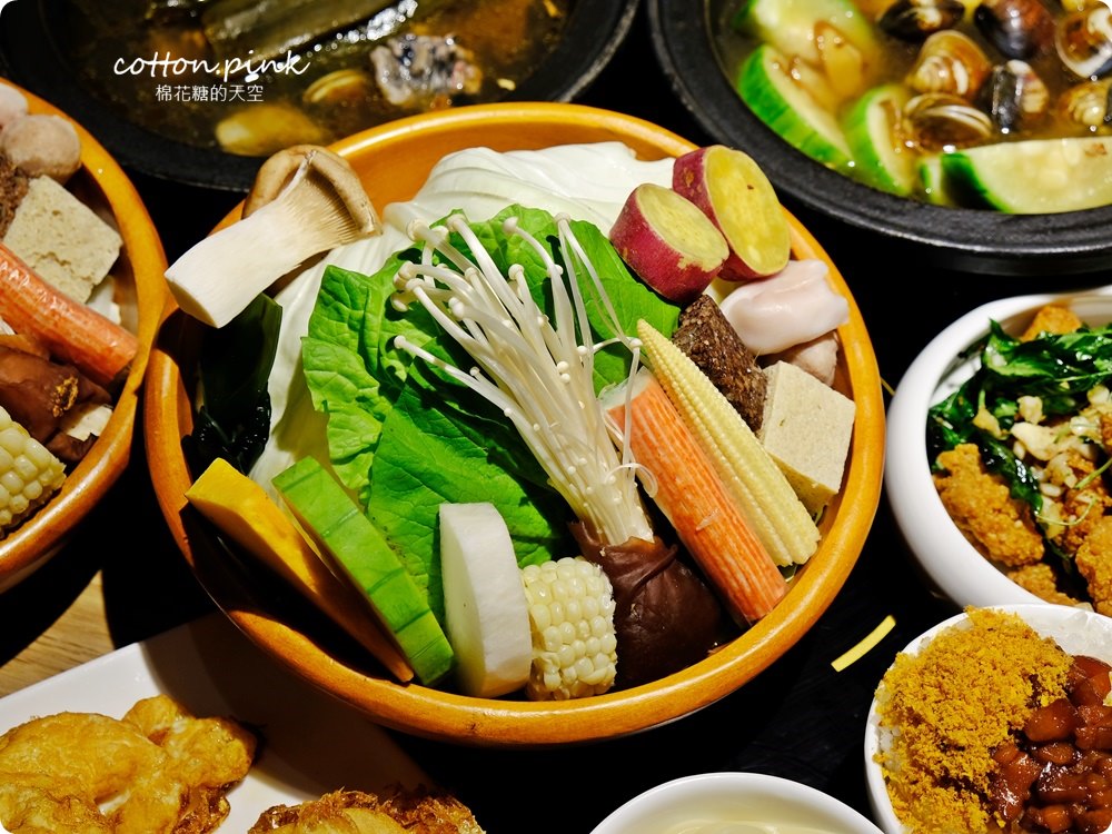 台中火鍋-萬客什鍋來台中必吃!大推剝皮辣椒雞!全分店資訊、菜單資訊、訂位須知在文末