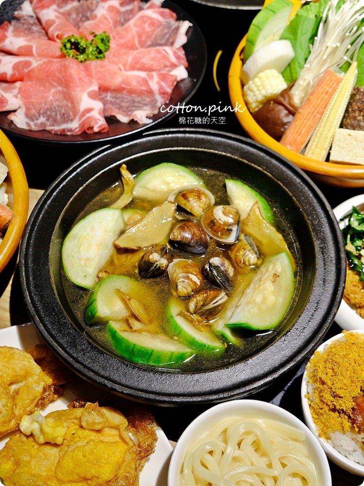 台中火鍋-萬客什鍋來台中必吃!大推剝皮辣椒雞!全分店資訊、菜單資訊、訂位須知在文末