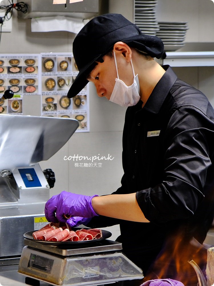 台中火鍋-萬客什鍋來台中必吃!大推剝皮辣椒雞!全分店資訊、菜單資訊、訂位須知在文末