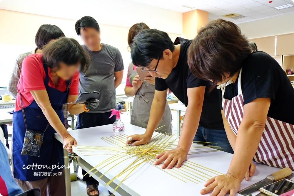 台中親子旅遊新據點-大里纖維博物館,週末不定期手作課程藺草、手環、羊毛氈、植物染通通有 台中親子旅遊新據點-大里纖維博物館,週末不定期手作課程藺草、手環、羊毛氈、植物染通通有