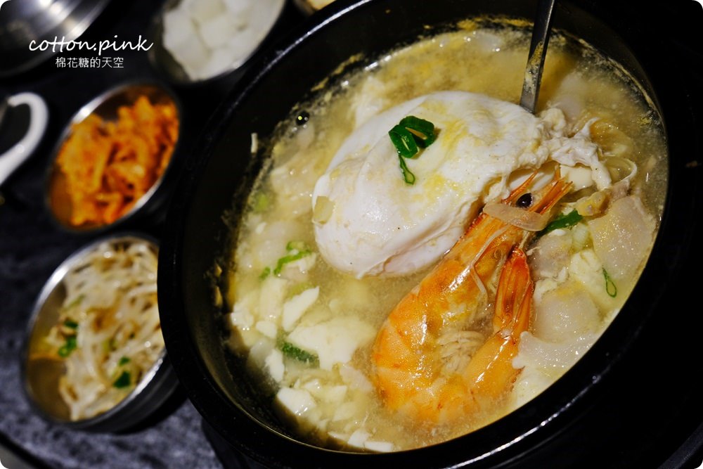 台中韓式美食|紅色泡菜煎餅超夠味～拉拉廚房台中只有一家唷