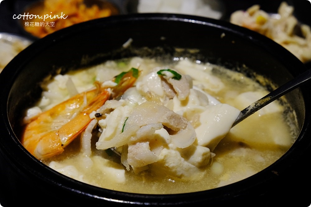 台中韓式美食|紅色泡菜煎餅超夠味～拉拉廚房台中只有一家唷