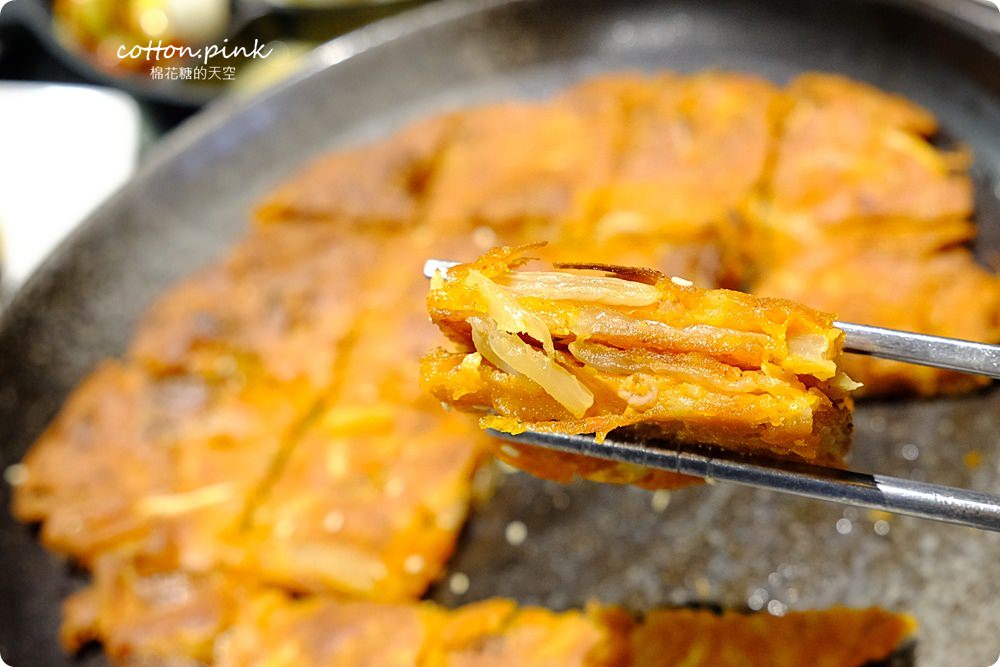 台中韓式美食|紅色泡菜煎餅超夠味～拉拉廚房台中只有一家唷