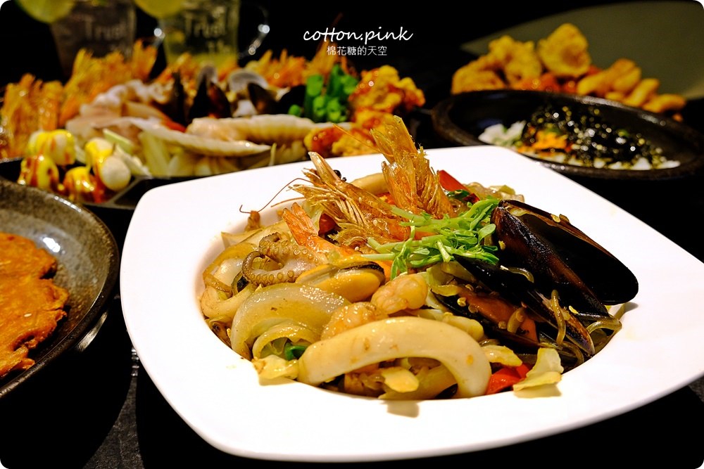 台中韓式美食|紅色泡菜煎餅超夠味～拉拉廚房台中只有一家唷