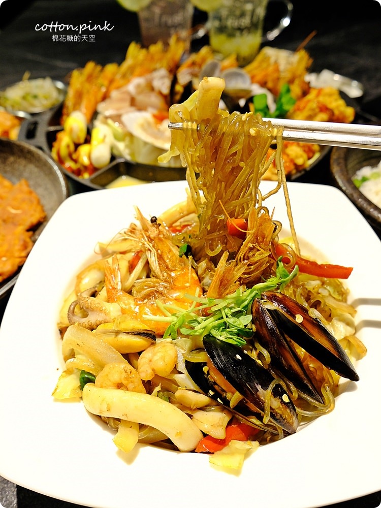 台中韓式美食|紅色泡菜煎餅超夠味～拉拉廚房台中只有一家唷
