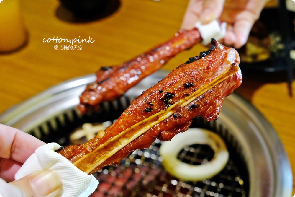 台中燒烤吃到飽推薦|豐原香香燒肉工坊高品質食材讓人驚艷！冬季升級火鍋也能吃到飽～