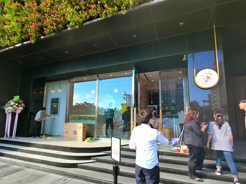 法米甜點在草悟道開新店啦！誠品勤美分店超粉超好拍～快來打卡吃甜甜