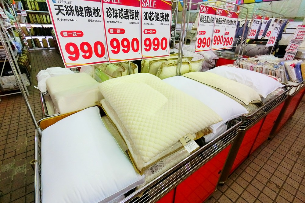 超美歐式緹花床包組買就送舒柔羊毛被！周日限定3M天絲兩用被床包組下殺2折!