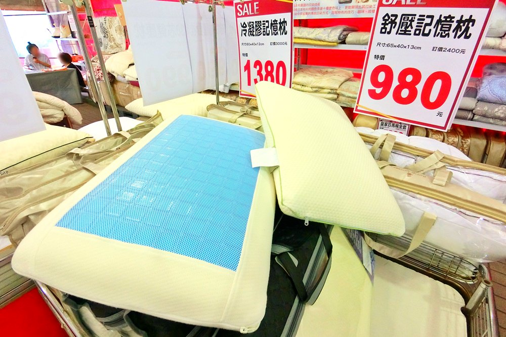 超美歐式緹花床包組買就送舒柔羊毛被！周日限定3M天絲兩用被床包組下殺2折!